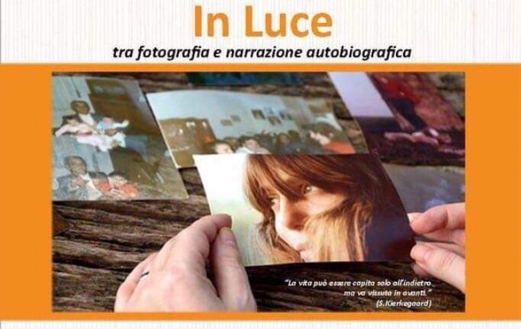 IN LUCE << video-installazione >> PE(N)SA DIFFERENTE 2019